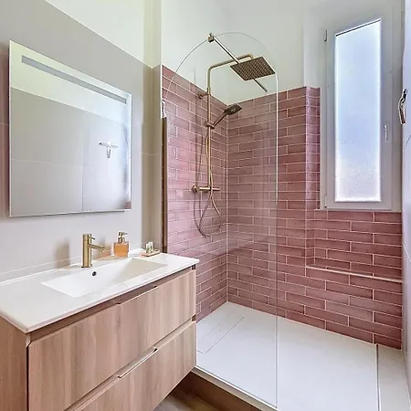 Le Carrousel Apartment *